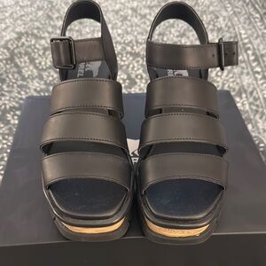 Sorel Joanie III ankle strap Black Women's Sandals 7.5M